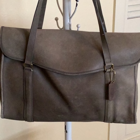 Coach Handbags - Vintage Coach Business Tote 🖤🖤🖤🤎